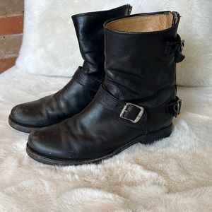 Frye Veronica Short engineer boots